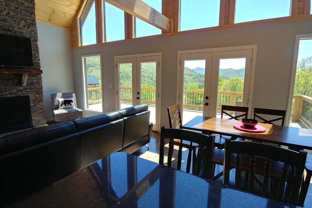 Peace Of Heaven ~ Modern Chic Cabin W/ Majestic Mountain Views Bryson City Exterior foto